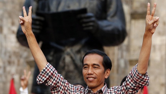 Sukses, itu satu kata yang didengung-dengungkan para pimpinan MPR sepanjang hari ini. Semua gara-gara rumor boikot pelantikan Joko Widodo sebagai presiden.