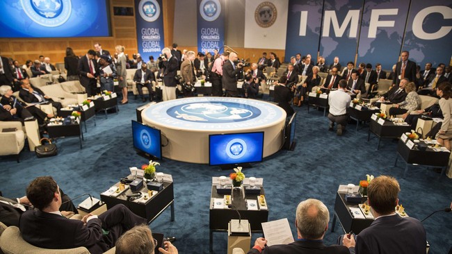 IMF memangkas proyeksi pertumbuhan ekonomi global 2015, dari 3,8 persen menjadi 3,5 persen.
