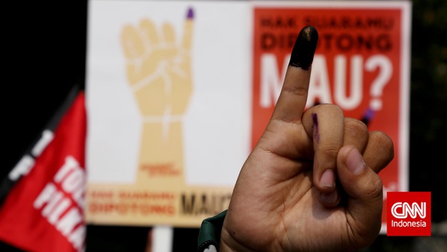 Rencana Dewan Perwakilan Rakyat Republik Indonesia untuk merevisi Undang-Undang No. 8 Tahun 2015 tentang Pemilihan Kepala Daerah mendapat penolakan keras.