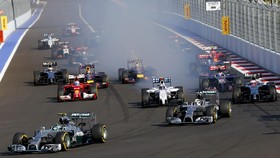 Pembalap F1 Menangkan Gugatan Terhadap Tim