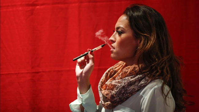 Perusahaan asal Perancis mengembangkan rokok elektrik dengan isian ganja sebesar lima persen tanpa THC, bahan kimia penyebab halusinasi.