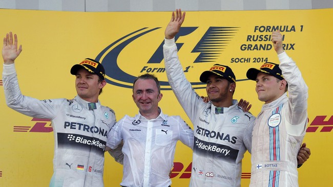 Meski telah kantongi 17 poin lebih unggul dibandingkan Nico Rosberg, Lewis Hamilton tidak lantas jumawa dan tetap atur strategi tanding.