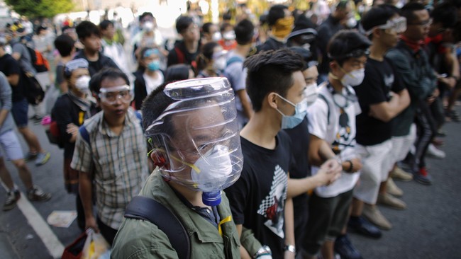 Demonstran Hong Kong akan melakukan aksi jalan kaki menuju rumah&nbsp;kepala pemerintahan Hong Kong, Leung Chun-ying&nbsp;karena tuntutan mereka tak dipenuhi.