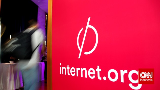 Apple, Google dan Facebook punya inti bisnis berbeda. Namun ketiganya tetap berkompetisi, ada saat di mana ketiganya saling klaim terbaik dan menjatuhkan.