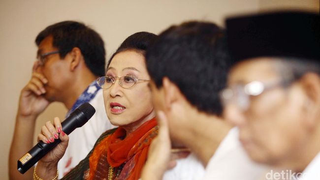 Atas apresiasinya pada perjuangan Kartini, Mooryati pun akan mengadakan kumpul bersama keluarga Kartini siang ini di rumahya.