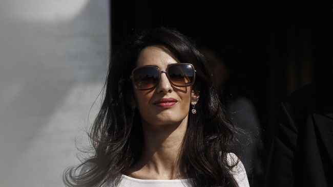 Amal Alamuddin alias Amal Clooney, istri George Clooney ditempatkan pada posisi teratas dalam daftar Wanita Paling Menarik tahun 2014 oleh Barbara Walters.