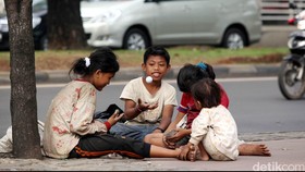 Lebih Dekat dengan Mahasiswa yang Peduli Anak Jalanan
