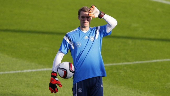 Penjaga gawang Bayern Munich, Manuel Neuer, menyesali dirinya yang membuat blunder hingga dan timnya yang harus kehilangan poin lantaran kalah dari tim tamu.
