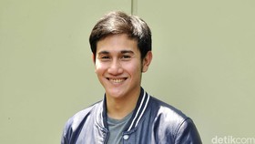Vino G. Bastian, Rahasia Good Mood Tantri 'Kotak'