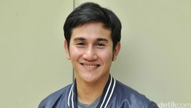 Syarat Vino G Bastian Akting Tanpa Busana