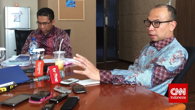 "Anda mau kasih insentif, tapi kalau tanahnya tidak ada ya tidak bisa bangun infrastruktur," ujar ekonom Chatib Basri yang juga mantan Menteri Keuangan.