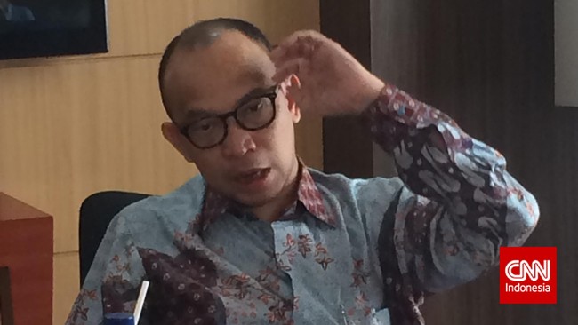 "Pasar telah menangkap sinyal bahwa (depresiasi) rupiah tidak akan di-defend oleh BI," ujar Mantan Menteri Keuangan Chatib Basri.