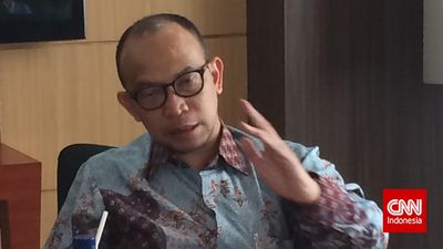 Chatib Basri, Menteri Keuangan berbincang santai dengan wartawan di ruang pers Kementerian Keuangan