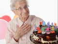 Berumur 100 Tahun, Nenek Ajaib Tak Mau Pensiun