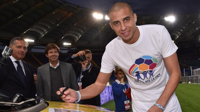 Awal Februari ini David Trezeguet yang baru memutuskan pensiun akan terbang ke Jepang menemani keluarga Agnelli memasarkan citra Juventus di Jepang.