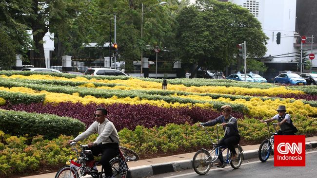 Jangan salah, Ibukota Jakarta ternyata masih menyisakan sedikit celah untuk masyarakatnya yang ingin liburan murah meriah.