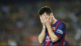 Jika Messi Tak Pindah, Adidas Bisa Dekati Barcelona