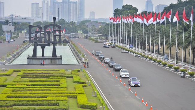 Sejumlah anggota Badan Urusan Rumah Tangga DPR akan bertolak ke Berlin untuk membandingkan penataan kawasan parlemen di Jerman.