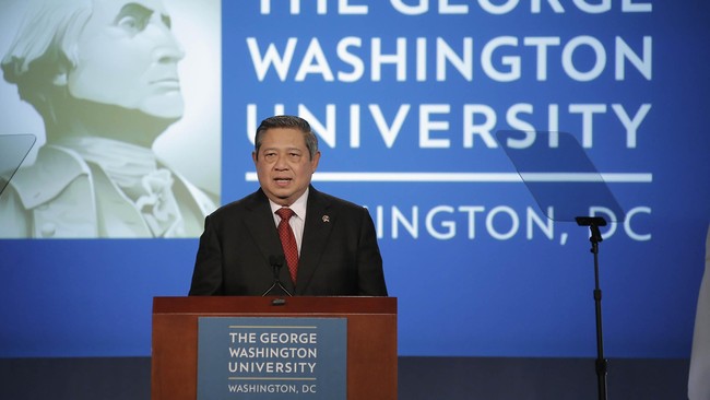 Presiden SBY berhasil mencetak prestasi bidang ekonomi dengan membawa Indonesia masuk dalam G20. Bank Dunia memasukkan Indonesia dalam 10 besar ekonomi dunia.