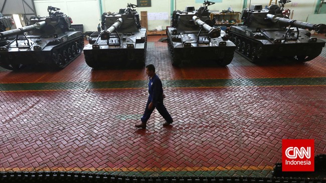 Industri pertahanan Indonesia bebenah diri. Setelah PT DI dengan Honeywell, PT Pindad menekan Mou G to G dengan FNSS Turki untuk pengembangan tank medium.