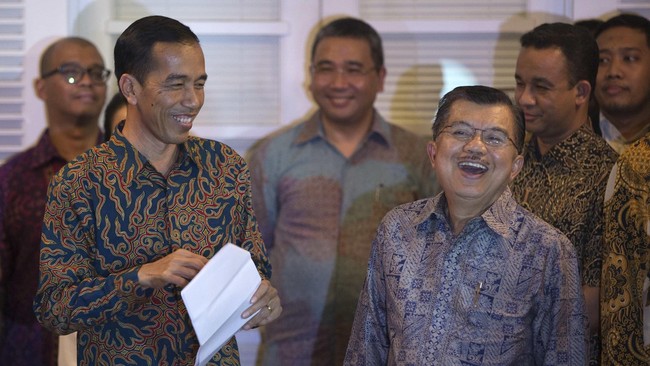 Wakil Presiden Jusuf Kalla menyebut Presiden Jokowi tak ingin rombak kabinet berulang kali.