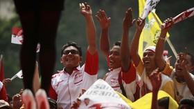 Penggalan Gambar 50 Tahun Golongan Karya