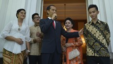 Daftar Keluarga Jokowi Dapat Tanda Kehormatan: Iriana hingga Gibran