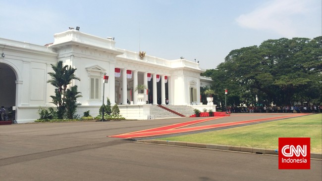 Hingga saat ini Kepolisian belum mengumumkan identitas lengkap, motif serta hal-hal lain yang berkaitan dengan kejadian tersebut.