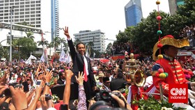 Pesta Rakyat Antar Jokowi ke Istana