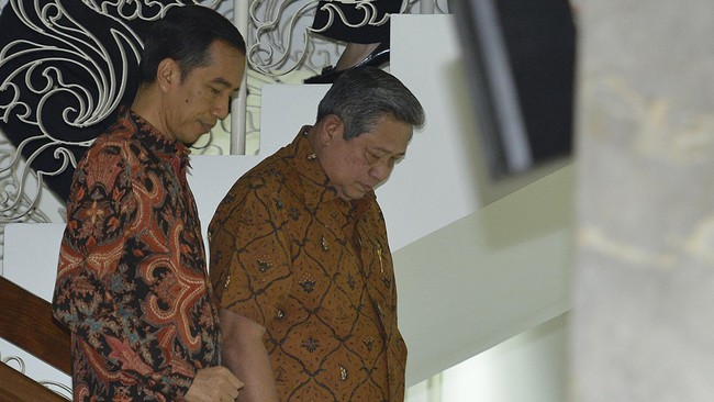 Prabowo Subianto dan Aburizal Bakrie bertamu ke kediaman SBY di Cikeas pagi tadi. Mereka mengutarakan pikiran yang ingin disampaikan kepada pemerintah Jokowi.