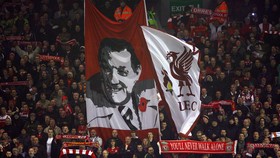 'Liverpool Berutang Besar pada Suporter'