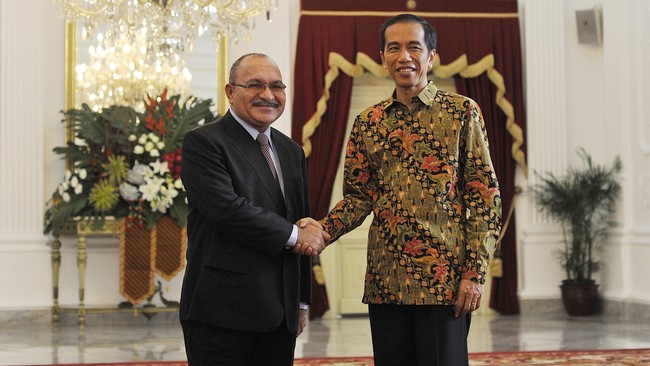 Indonesia berpesan pada pemerintah Papua Nugini untuk mengutamakan keselamatan warga yang disandera. RI telah berbagi informasi intelijen dengan PNG.