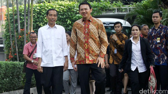 Menurut Ahok DPR mau menularkan dominasinya di legislatif dengan membawa KMP ke DPRD. Padahal hingga saat ini DPRD belum punya alat kelengkapan.