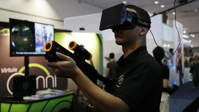 Setelah lama dinanti, Oculus VR akhirnya mengumumkan bakal memulai pengiriman produk kacamata realitas virtual Rift pada kuartal pertama 2016.