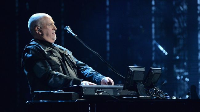Peter Gabriel identik dengan lagu-lagu romansa yang melankolis. Setelah tak menulis lagu selama 12 tahun, kini ia mencoba irama yang lebih rancak.