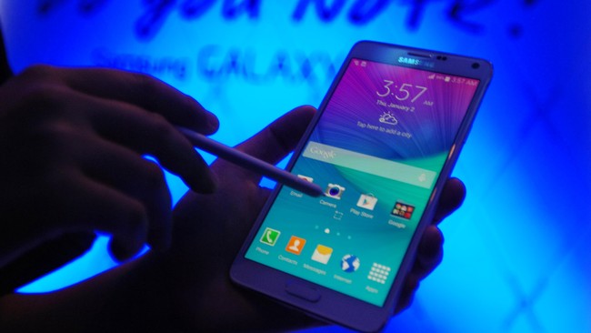 Dari hasil survei yang melibatkan 634 pengguna ponsel di Indonesia, Galaxy Note 4 disebut layak menyandang predikat ponsel dengan kualitas kamera terbaik.