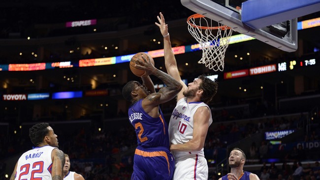 Musim baru NBA ditandai dengan meningkatnya jumlah pemain non-Amerika Serikat dengan Kanada menyumbangkan jumlah pemain terbanyak.