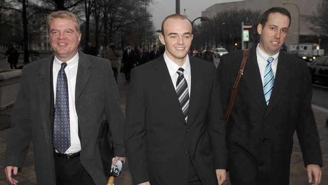 Banyak yang meragukan Blackwater, perusahaan keamanan yang anggotanya para mantan tentara, apalagi setelah kasus penembakan Baghdad tahun 2007.