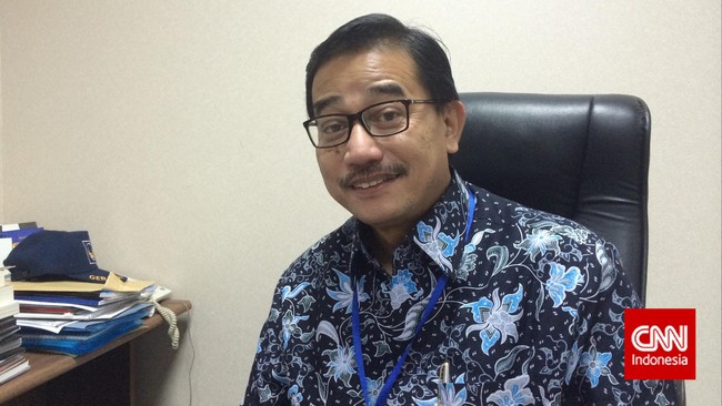 Rekam jejak Ferry Mursyidan Baldan sebagai politikus nyaris bersih dan mulus. Dikenal di Partai Golkar yang kemudian dilambungkan Partai Nasional Demokrat.