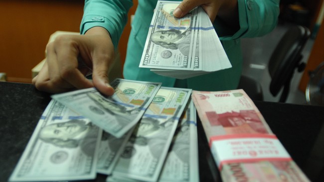 Eugene Kaspersky mengatakan, sebuah program jahat yang menginfeksi mesin uang dan jaringan komputer bank dapat mengeluarkan semua uang yang ada di ATM.
