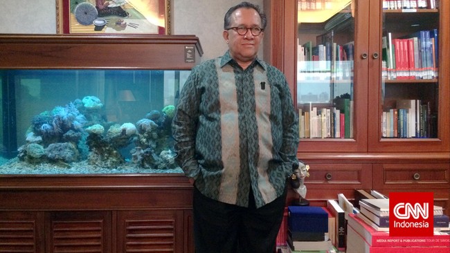 Eks Sekretaris Jenderal Kemenbudpar Sapta Nirwandar diperiksa sebagai saksi untuk kasus dana operasional menteri bekas Menbudpar Jero Wacik.