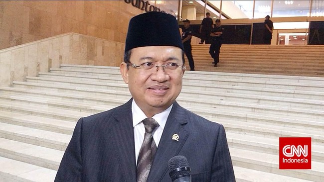 Menurut Priyo Budi Santoso, yang menjadi salah satu kandidat calon Ketua Umum Golkar, selama 17 tahun bekerja di DPR belum pernah ada situasi seperti itu.