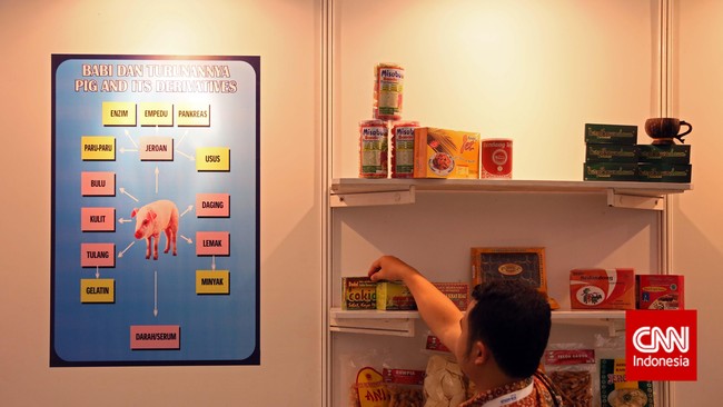 Pemerintah akan mengejar sertifikasi jaminan produk halal bagi makanan dan minuman lebih dulu, lalu obat dan vaksin. Hal itu dilakukan setelah aturan terbit.