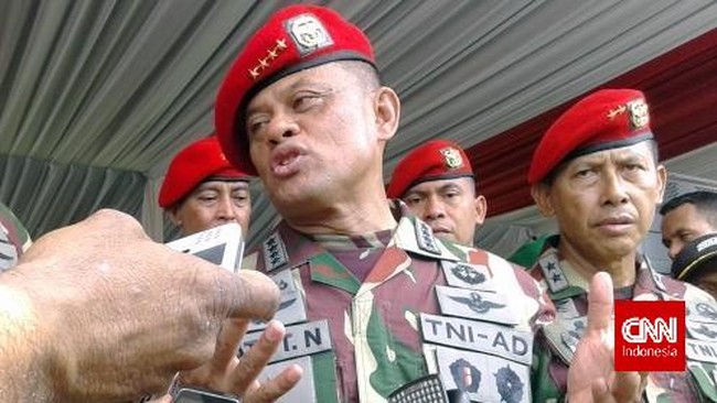 Ada delapan persoalan yang harus dipenuhi calon panglima TNI pengganti Jenderal Moeldoko. Integritas dan kecakapan dalam melihat perosalan HAM menjadi utama.