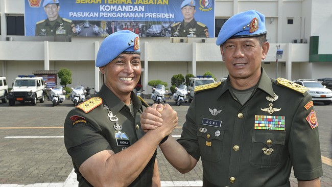 Komandan Jenderal Komando Pasukan Khusus yang sebelumnya dijabat oleh Mayjen Doni Monardo kini dipegang Brigjen Muhammad Herindra.