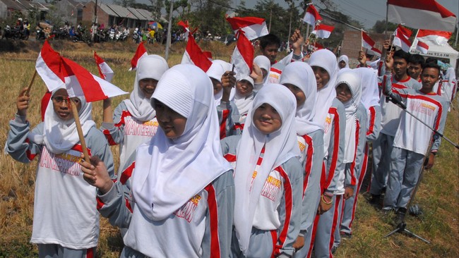 Teriaklah pemuda Indonesia Timur, karena engkau berhak mendapat keadilan di kehidupan sehari-hari.