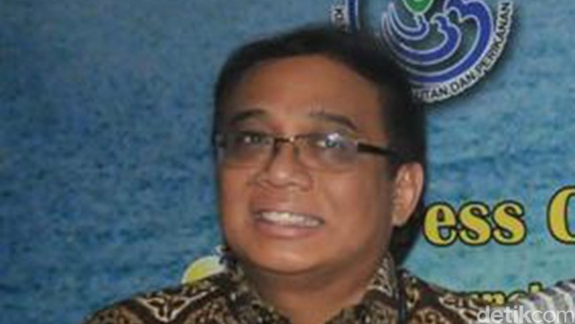 Sebelum dipilih sebagai&nbsp;Menteri Koordinator bidang Kemaritiman, Indroyono adalah Direktur Jenderal Perserikatan Bangsa-Bangsa untuk FAO.