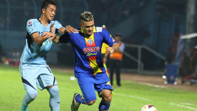 Persib tetap harus waspada. Walaupun tanpa kiper utama, Arema Cronus adalah tim terproduktif pada babak 8 besar Liga Super Indonesia.