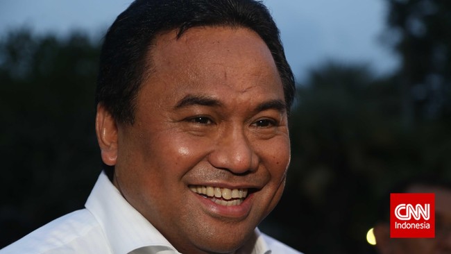 Menteri Perdagangan Rachmat Gobel berencana mengeluarkan aturan baru berupa surat izin khusus distributor untuk toko yang menjual minuman beralkohol.