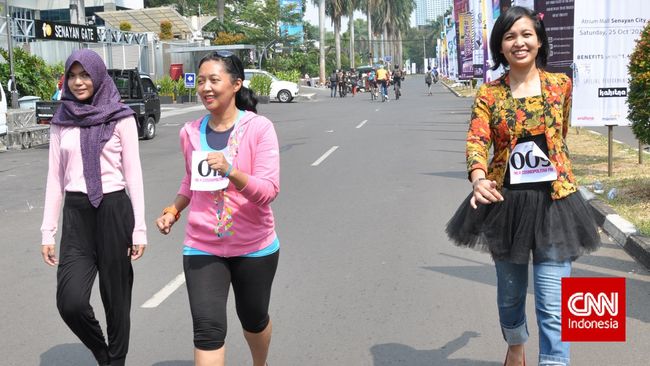 Bagaimana rasanya berjalan cepat sambil mengenakan hak tinggi? Jika ingin tahu rasanya dan yakin jadi pemenang, ikuti keseruan Fun With Your Heels.
